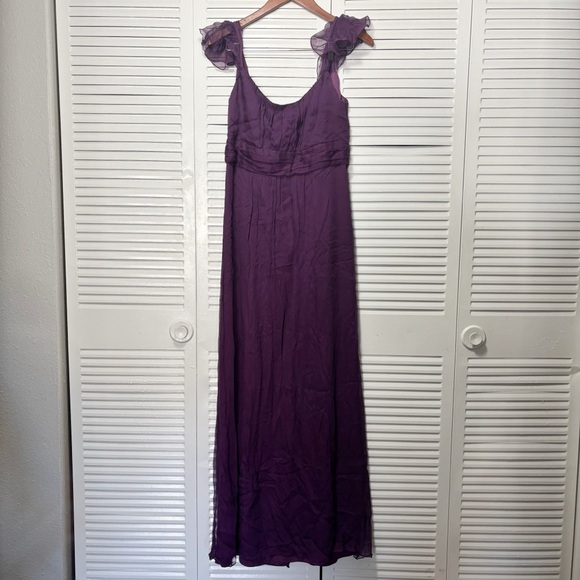 Amsale Elegant Crinkle Chiffon Purple Sleeveless Evening Gown Dress Size 12 Amsale Elegant Crinkle Chiffon Purple Sleeveless Evening Gown Dress Size 12